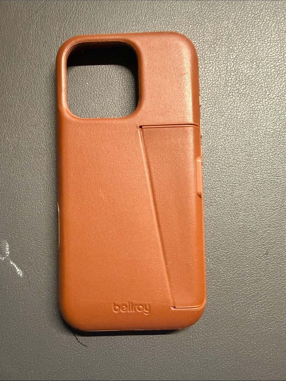 Bellroy iPhone 16 Pro Case with Cardholder